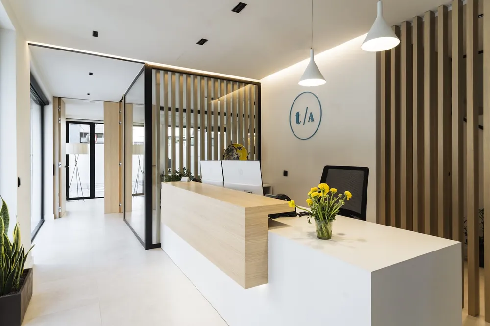 Interior de las oficinas de Toquero Assessors en Cambrils